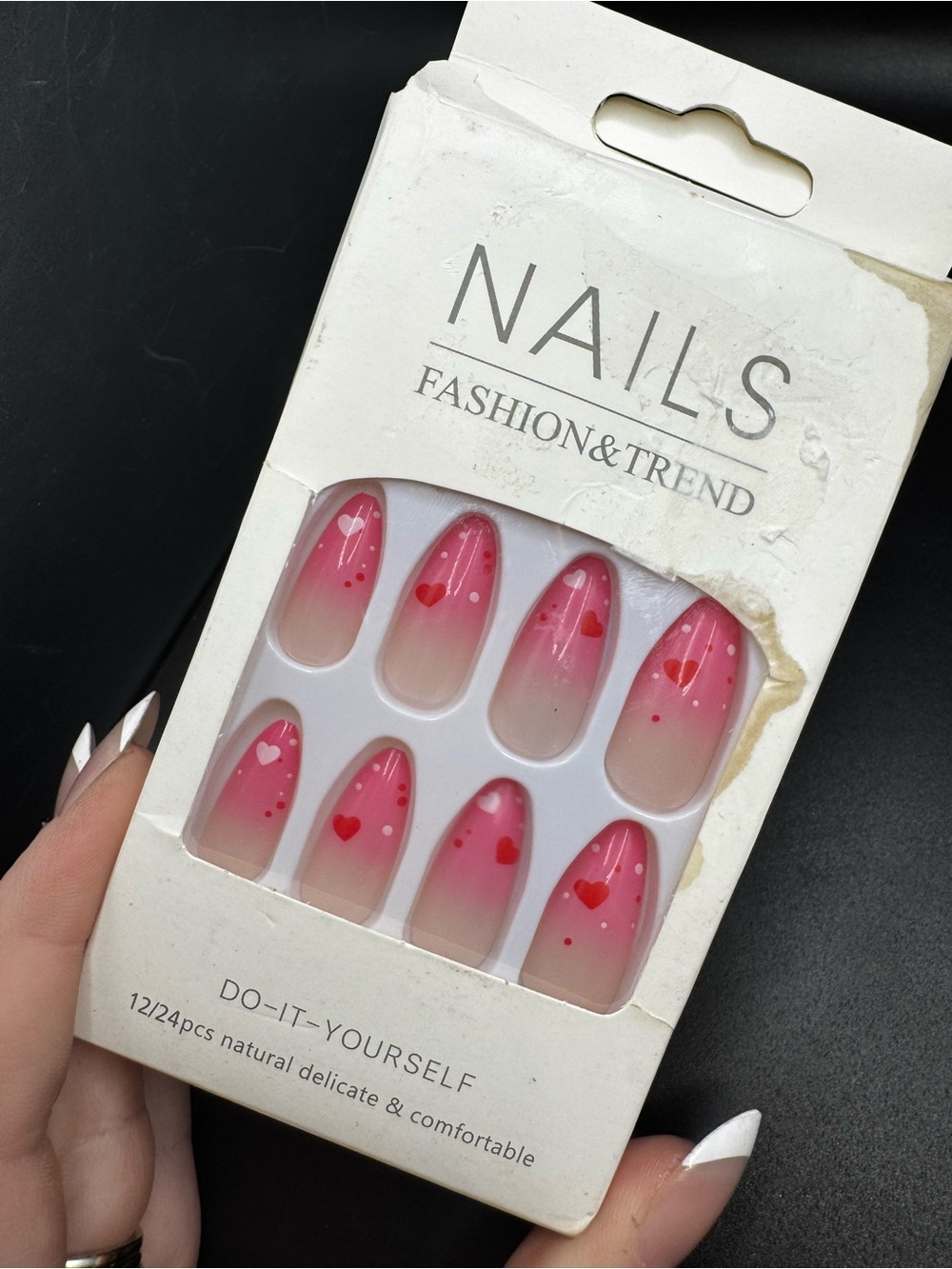5/$25 NWT DAMAGED BOX NAILS Fashion & Trend Pink Heart Ombre Press-On Nails